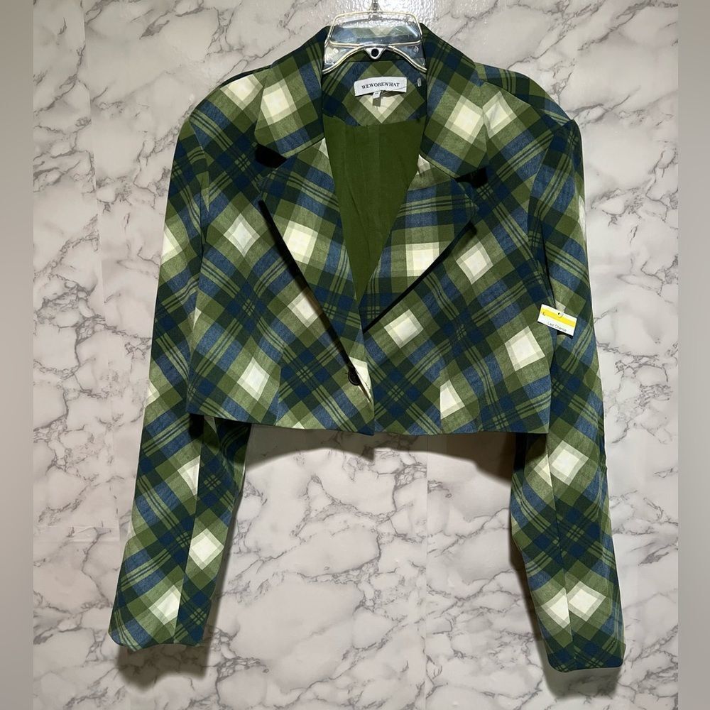 WEWOREWHAT Boxy Cropped Blazer - Picture 2 of 13